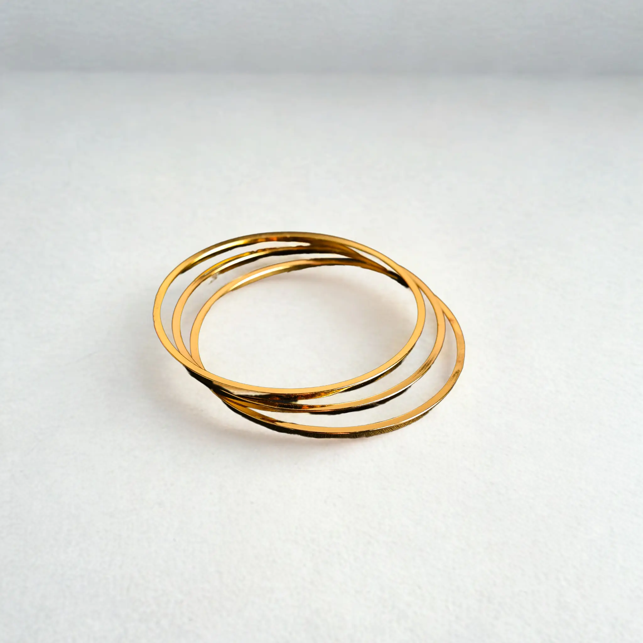 Decent Circle Design - Hover